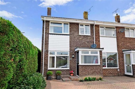 3 Bedroom End of Ter...